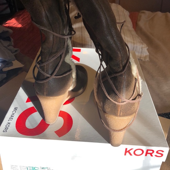 Stunning Michael Kors winter boots - Picture 1 of 4